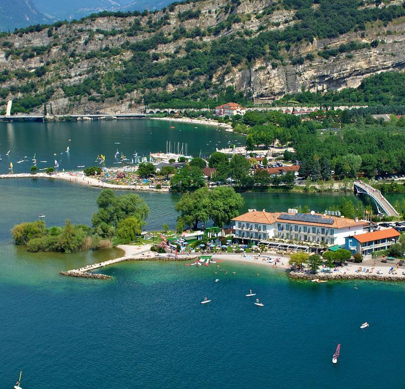 Hotel Lido Blu - Surf & Bike Torbole Sul Garda Luaran gambar