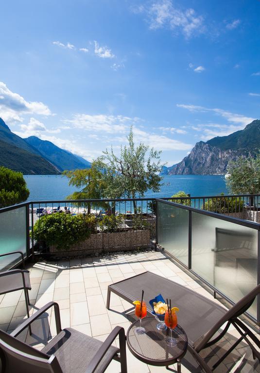 Hotel Lido Blu - Surf & Bike Torbole Sul Garda Luaran gambar