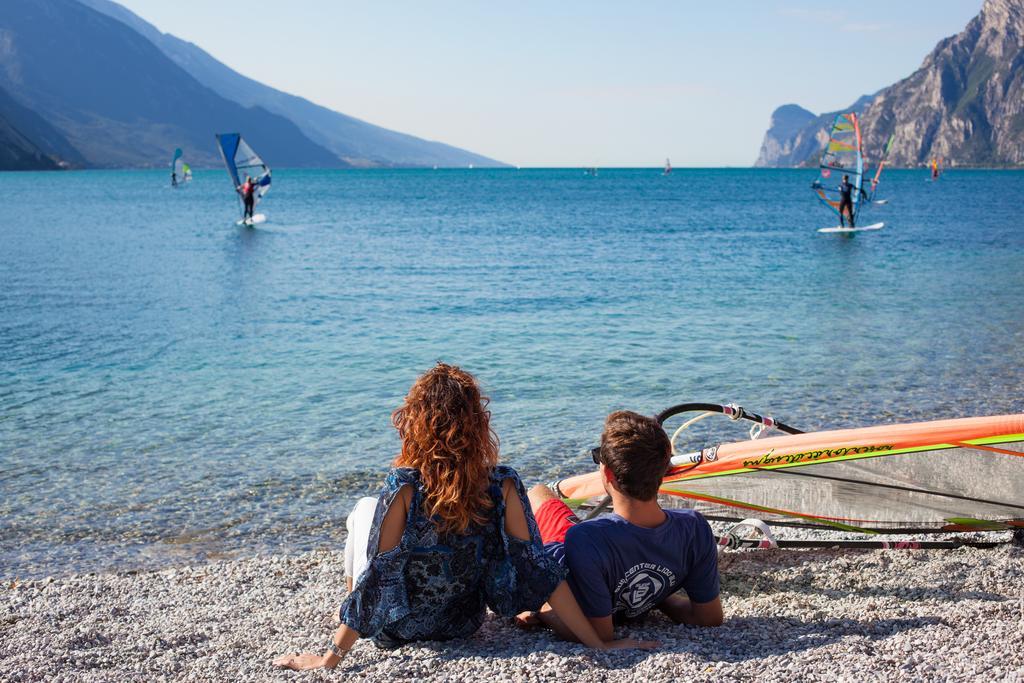Hotel Lido Blu - Surf & Bike Torbole Sul Garda Luaran gambar