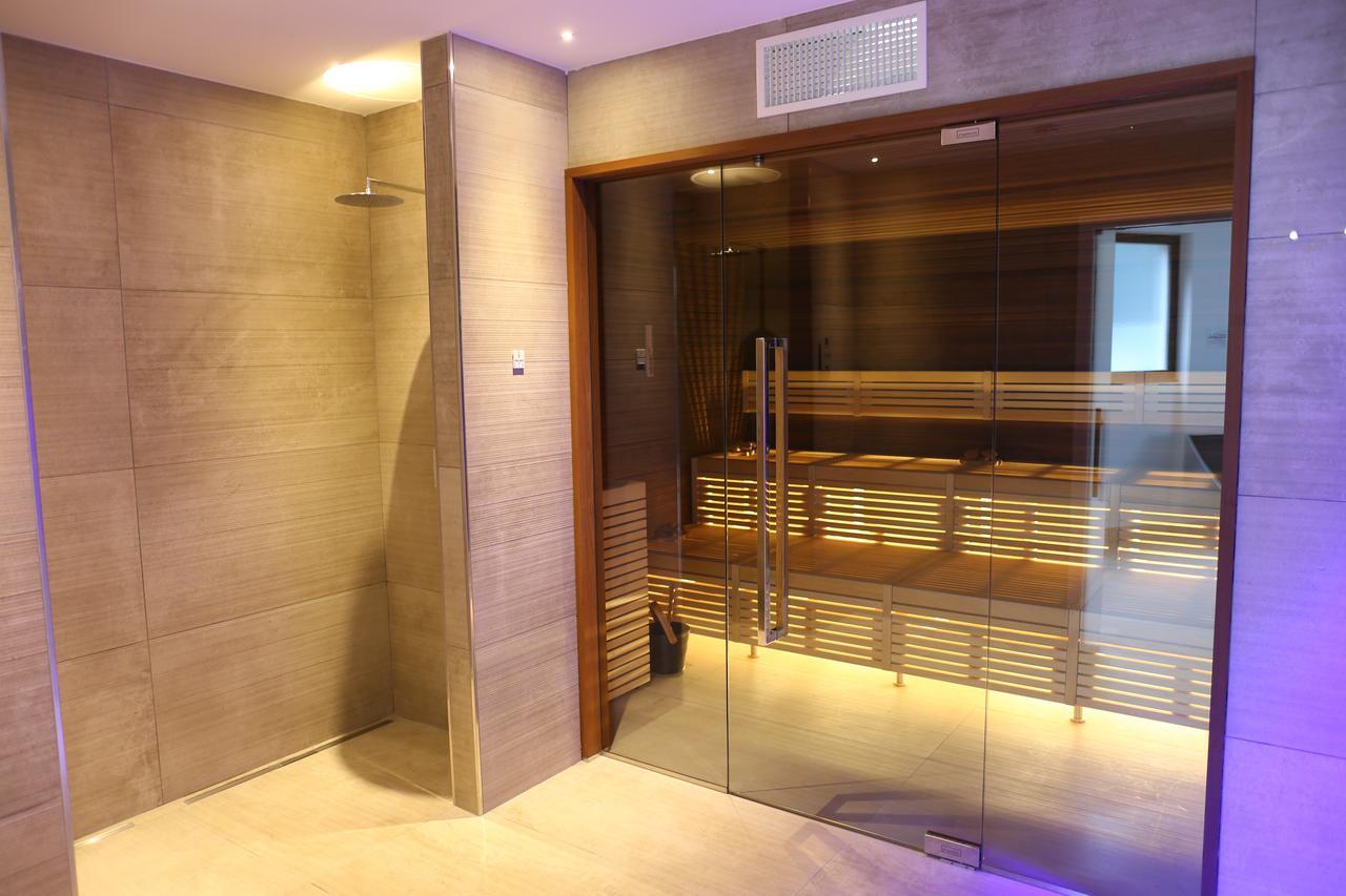 Hotel Lido Blu - Surf & Bike Torbole Sul Garda Luaran gambar