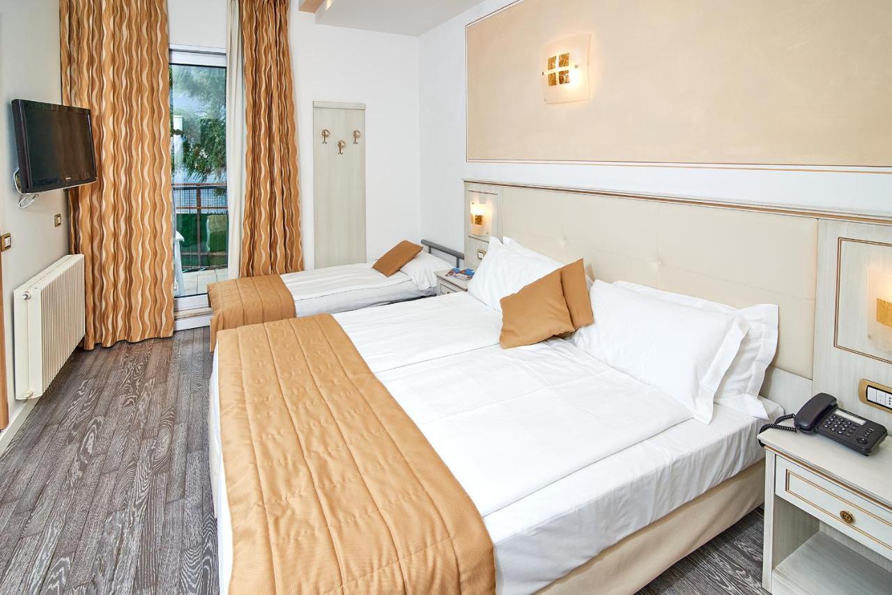 Hotel Lido Blu - Surf & Bike Torbole Sul Garda Luaran gambar