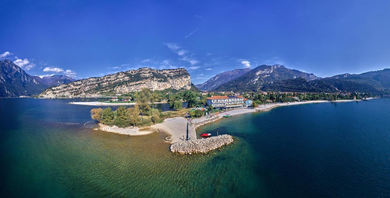 Hotel Lido Blu - Surf & Bike Torbole Sul Garda Luaran gambar