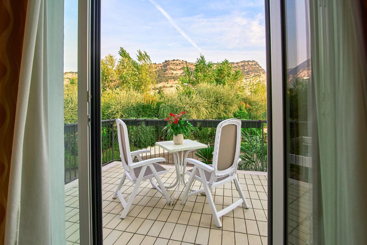 Hotel Lido Blu - Surf & Bike Torbole Sul Garda Luaran gambar