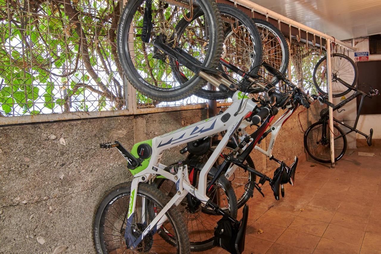 Hotel Lido Blu - Surf & Bike Torbole Sul Garda Luaran gambar